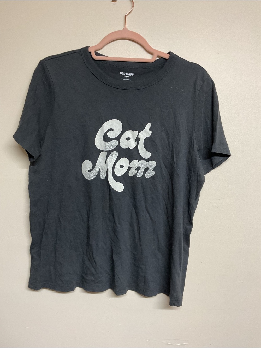 Old Navy Black Cat Mom Graphic Tee
